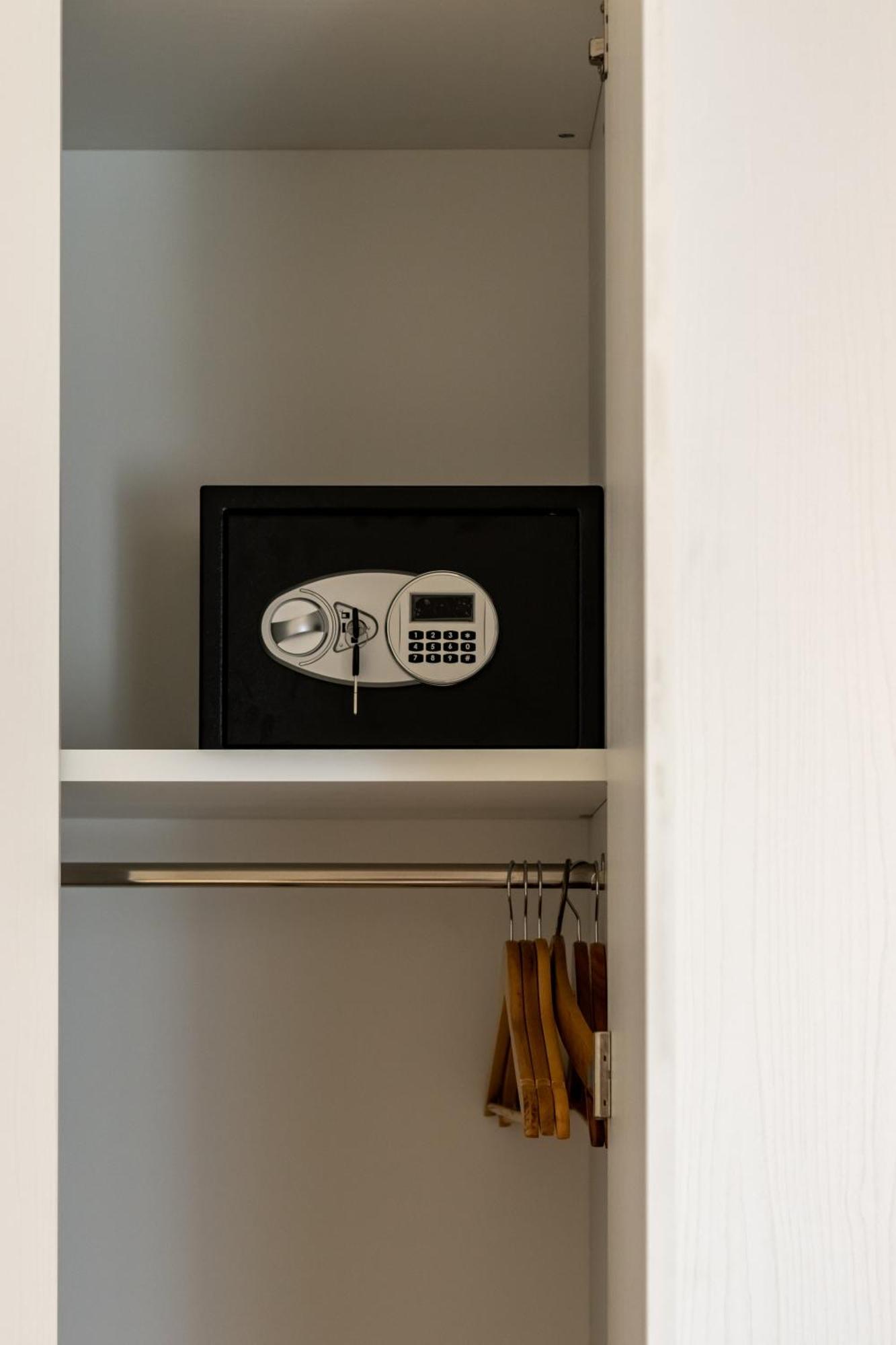 Oldoini Luxury Apartment And Suites Специя Екстериор снимка