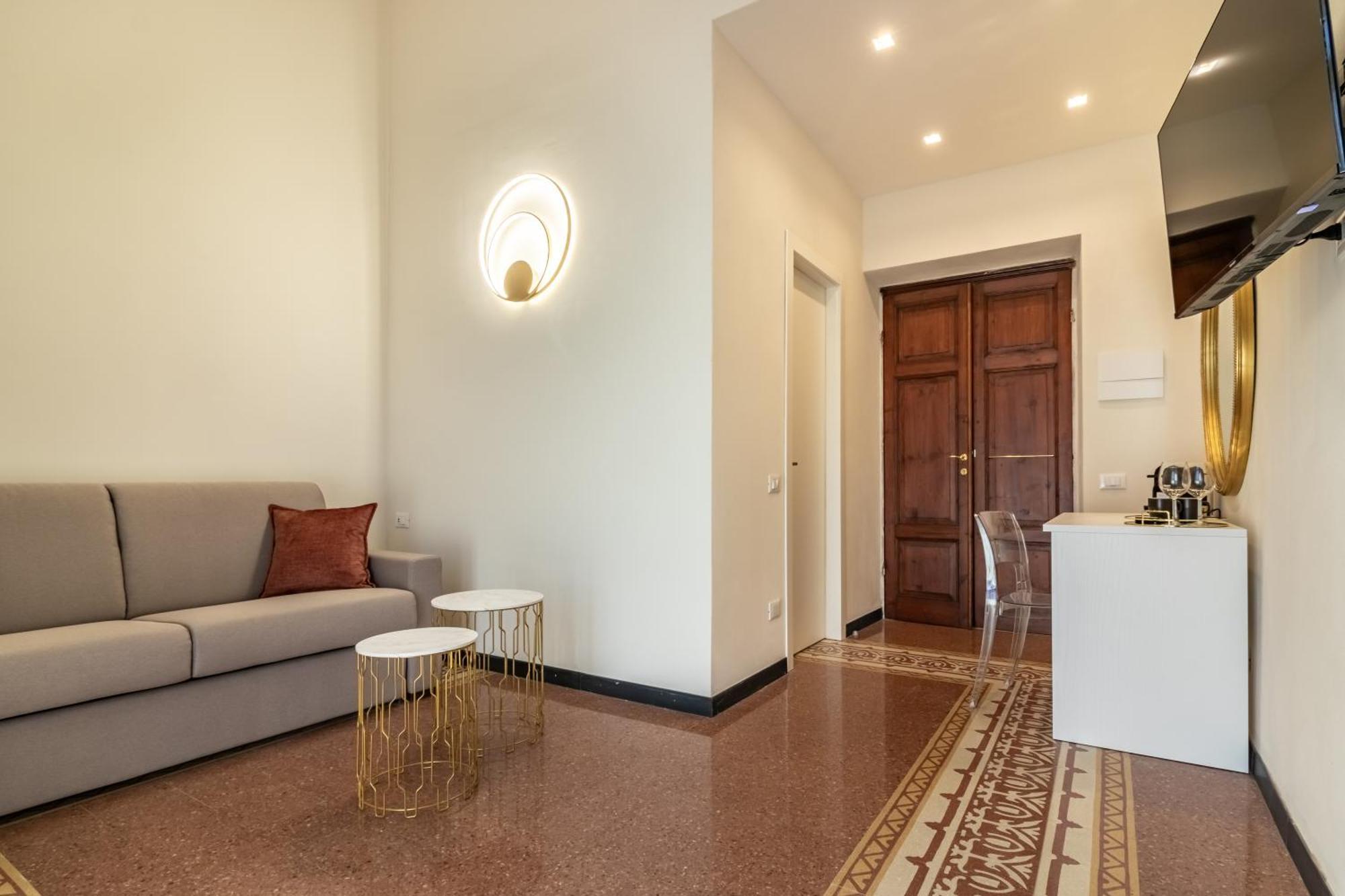 Oldoini Luxury Apartment And Suites Специя Екстериор снимка