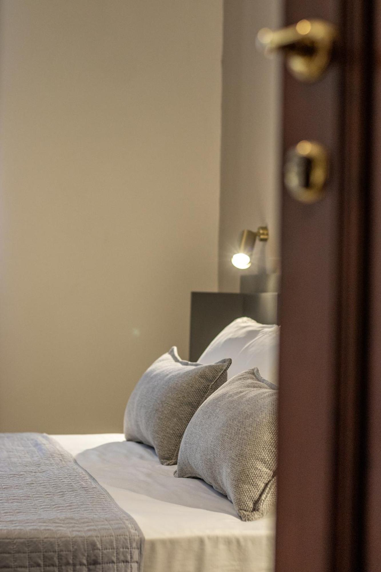 Oldoini Luxury Apartment And Suites Специя Екстериор снимка