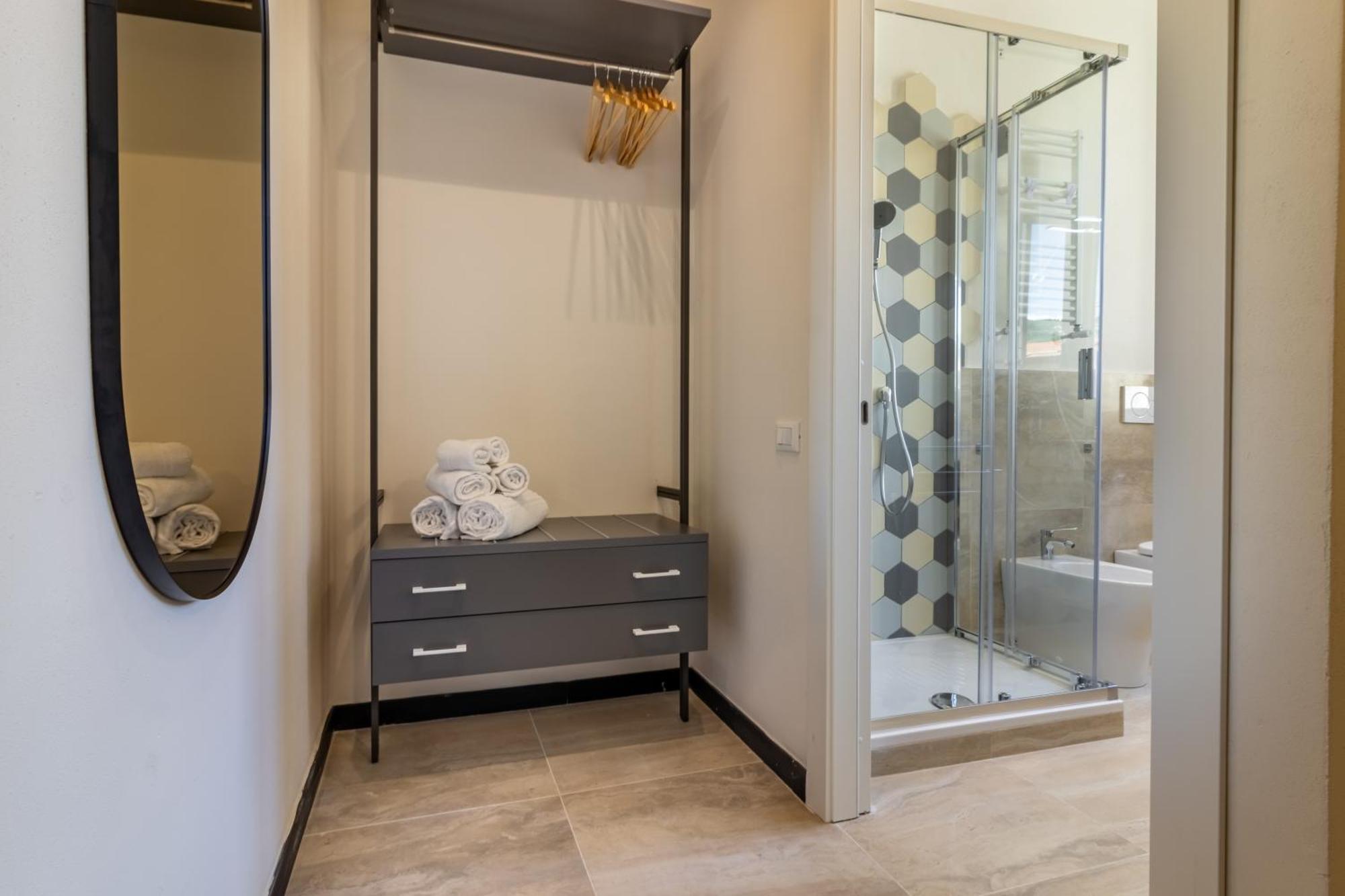Oldoini Luxury Apartment And Suites Специя Екстериор снимка